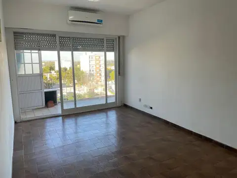 Departamento en Venta en Zarate, USD 75.000