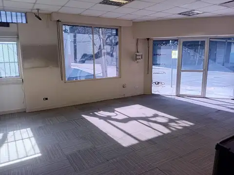 Local en Venta 18 años