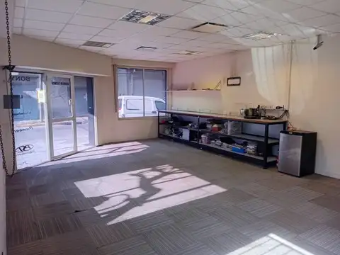 LOCAL EN ESQUINA - SAN LORENZO CASI PANAMERICANA.