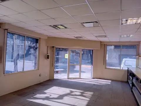 Local en Venta en Olivos, USD 65.000