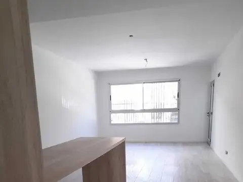 Departamento en Venta en Parque Chas, USD 215.000