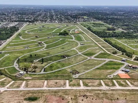 Terreno - Venta - Argentina, San Miguel - Avenida Héroes de Malvinas 490