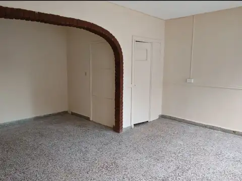 Local en Alquiler en Comodoro Rivadavia, $ 1.000.000