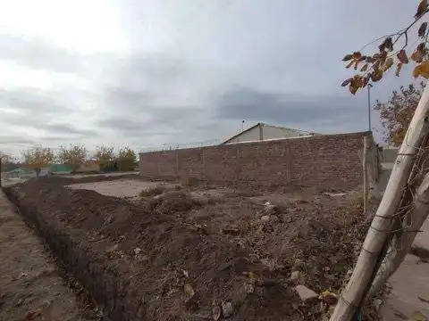 Terreno con escritura barrio natania - guaymallén
