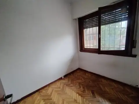 CASA TRES AMBIENTES EN DOS PLANTAS