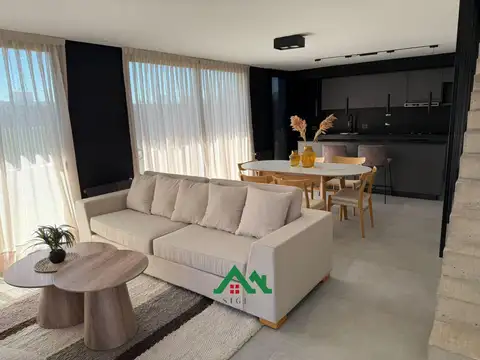 Casa tipo dúplex a estrenar en Chacras Green – Anatolia Village con patio, galería y cochera