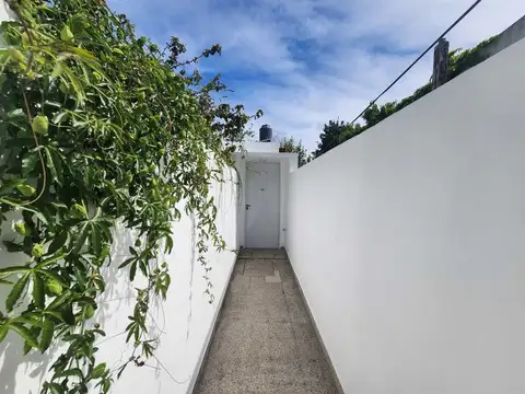 Depto Tipo Casa 4 ambientes con 1 baño