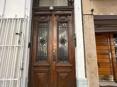 Avenida Carlos Calvo 3500