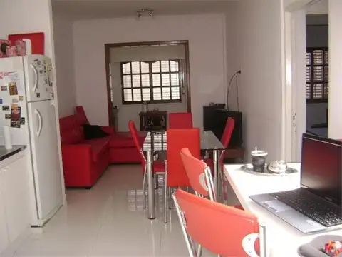 Depto Tipo Casa en Venta de 3 ambientes