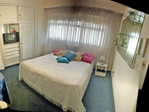 FRENTE al TEATRO NACIONAL dueño vende 1 ambiente,Muy luminoso, Cercano a  Todo