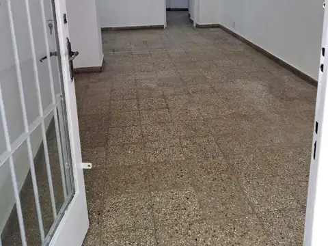 VENTA LOCAL COMERCIAL BARRACAS ,ACEPTA FINANCIACIÓN  