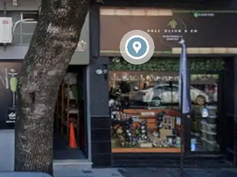 Excelente deposito con local comercial y oficinas