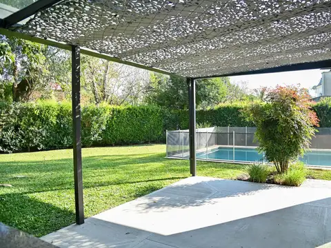 Casa en Alquiler en Fincas de Iraola I, USD 2.800