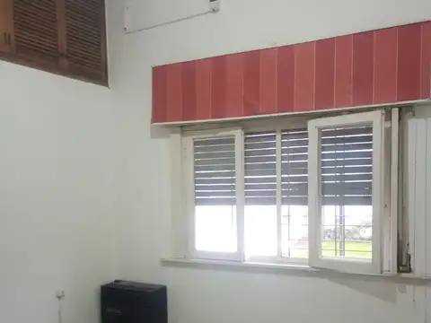 Depto Tipo Casa en Alquiler de 3 ambientes