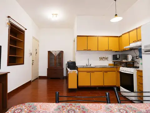 Depto Tipo Casa en Venta en Monte Castro, USD 113.000