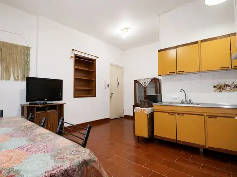 Depto Tipo Casa en Venta 65 años
