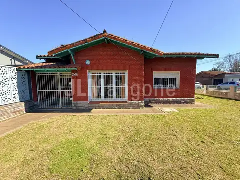 Casa 3 amb con parque (Lote 400 m2 aprox)