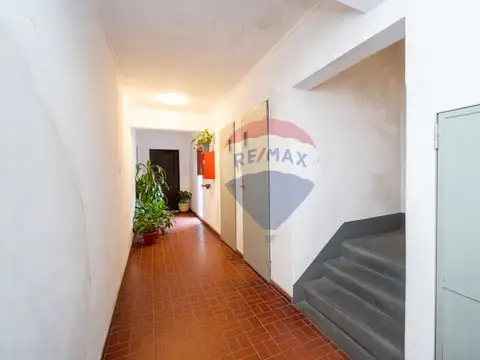 Venta Depto 2 dormitorios-Cochera-Bajas expensas