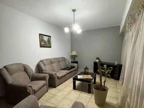 Chalet 4 ambientes con cochera en VENTA Temperley Este - OPORTUNIDAD