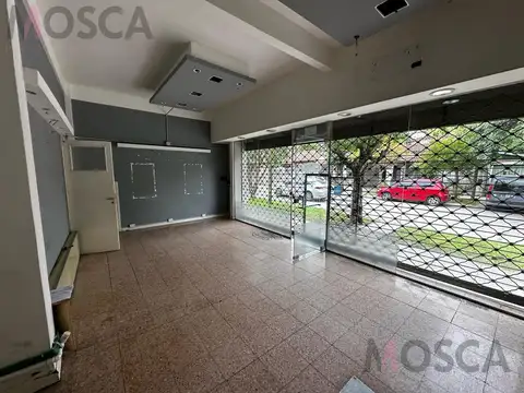 LOCAL MORENO CENTRO Asconape al 200