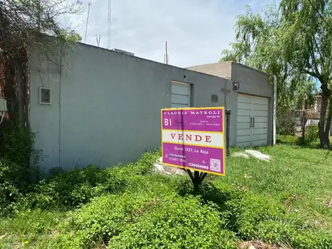 EN VENTA PROPIEDAD EN LA REJA  