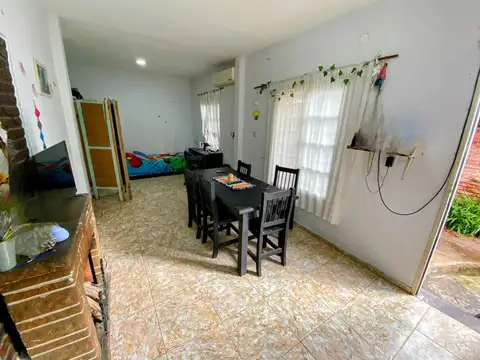 Depto Tipo Casa en Venta de 4 ambientes