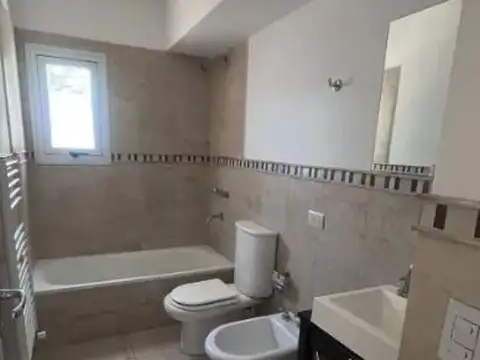Departamento en Alquiler en Ramos Mejia, $ 600.000