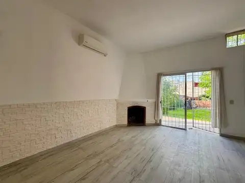 Casa en Alquiler 1 año