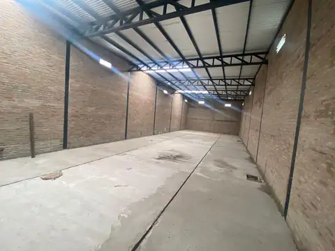 Galpón a estrenar en Villa Gobernador Galvez 