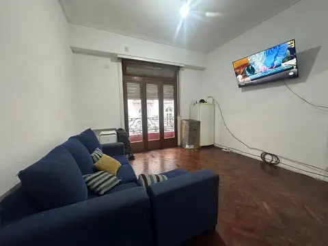 VENTA COMODO DPTO 3 AMBIENTES CON BALCON