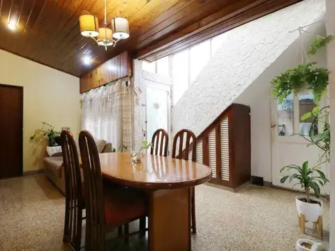 Depto Tipo Casa en Venta de 3 dormitorios