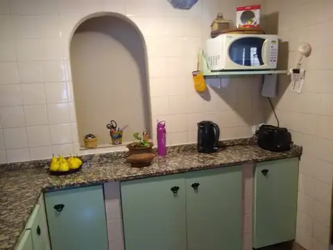 Depto. 4 amb.  B. MASCIAS - VENTA