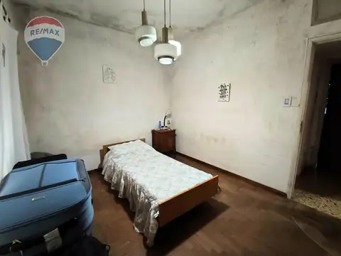 Venta casa 7 amb en con jardin en Villa Adelina