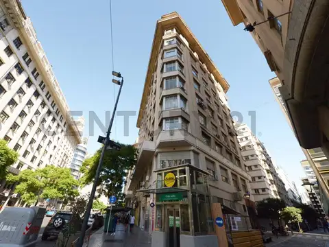 Av. Pte. Roque Sáenz Peña 900, Piso 8