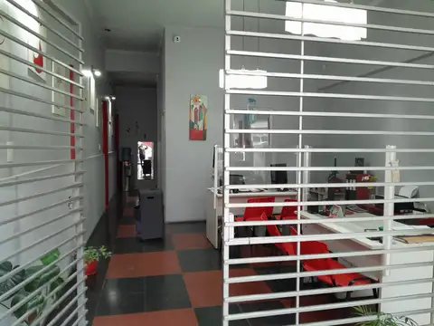 Local 70 m2