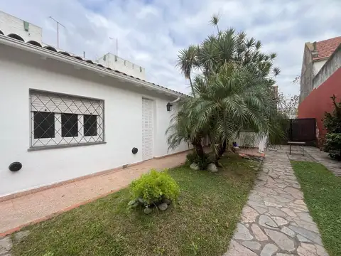 Casa en Venta en Castelar Norte, USD 220.000