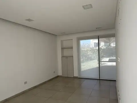 Casa 5 ambientes con 4 baños