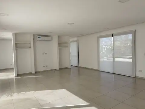 Casa en Alquiler de 3 dormitorios