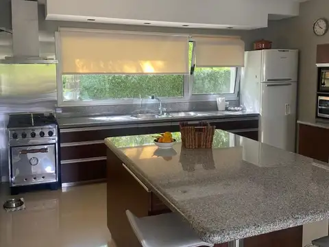 Casa en Venta al Noreste