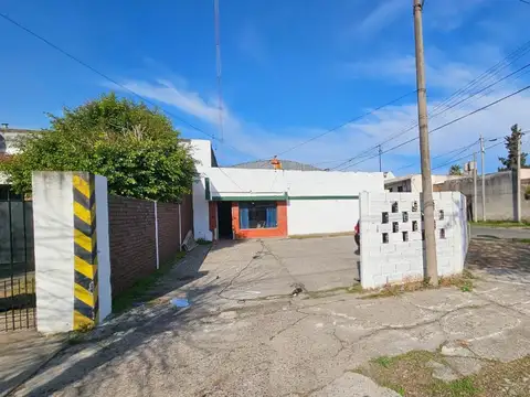 Local en Venta en San Nicolas de los Arroyos, USD 95.000