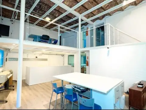 Casa 3 Plantas- Ideal emprendimiento comercial o  Inmobiliario - 320m2 - Salta  al 3400