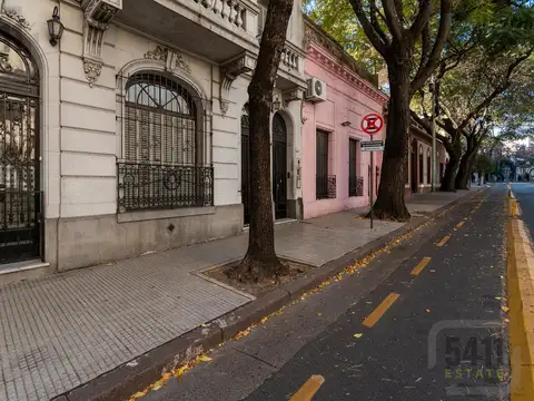 Depto Tipo Casa en Venta 100 años