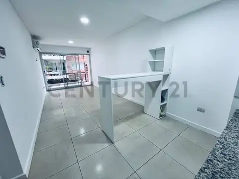 Albarellos 1200, Piso 0