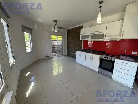 Venta Departamento en complejo con entrada independiente