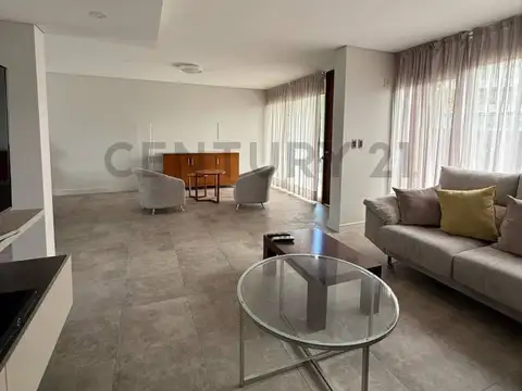 Dalvian 100, Piso 0