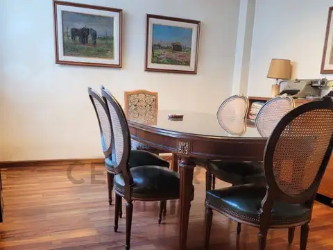 calle 8 e/ 48 y 49 8300, Piso 0