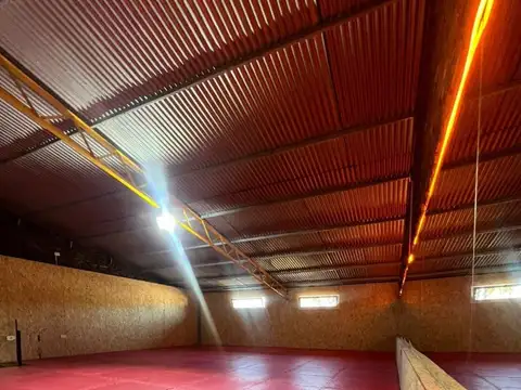 Local en Alquiler 40 años