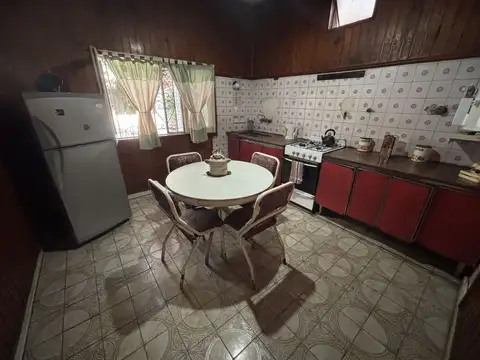 Casa en Venta en Rafael Calzada, USD 70.000