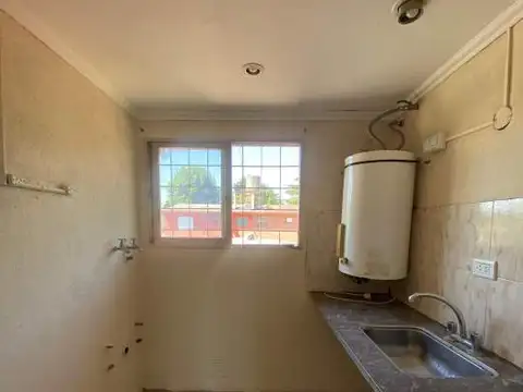 Departamento 4 ambientes con 1 baño