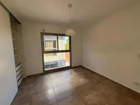 Departamento en Alquiler en Godoy Cruz, $ 950.000